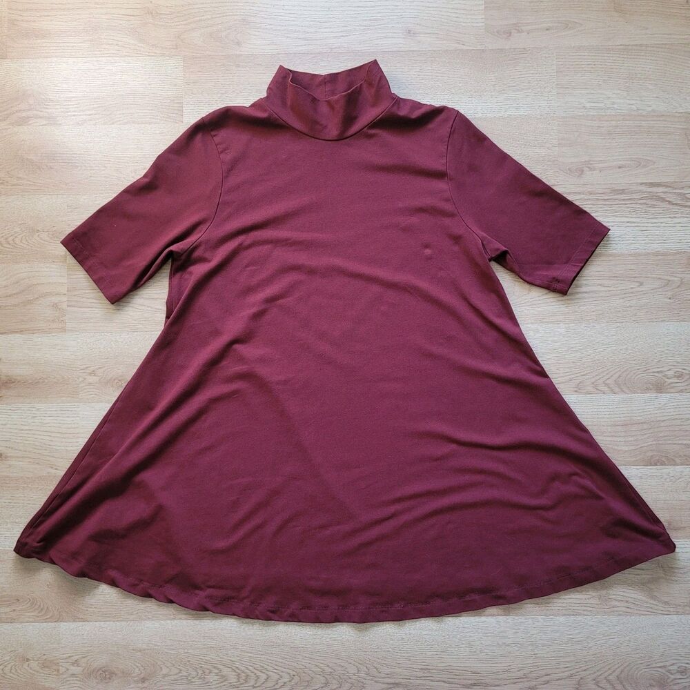 Chico’s Mock Neck A‑Line Tunic Top Size 1 (M) Burgundy Short Sleeve